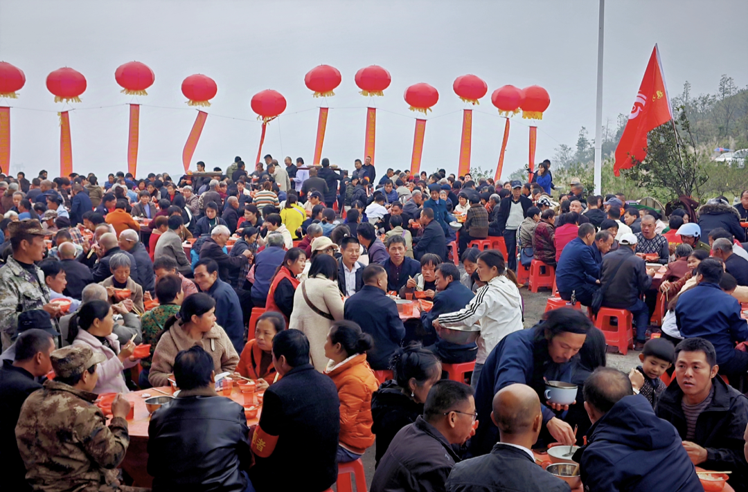 衡阳县曲兰镇黄龙山第三届船山庙会举行