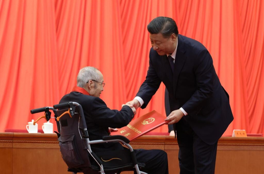 图文故事丨习近平总书记同科技工作者交往交流的故事