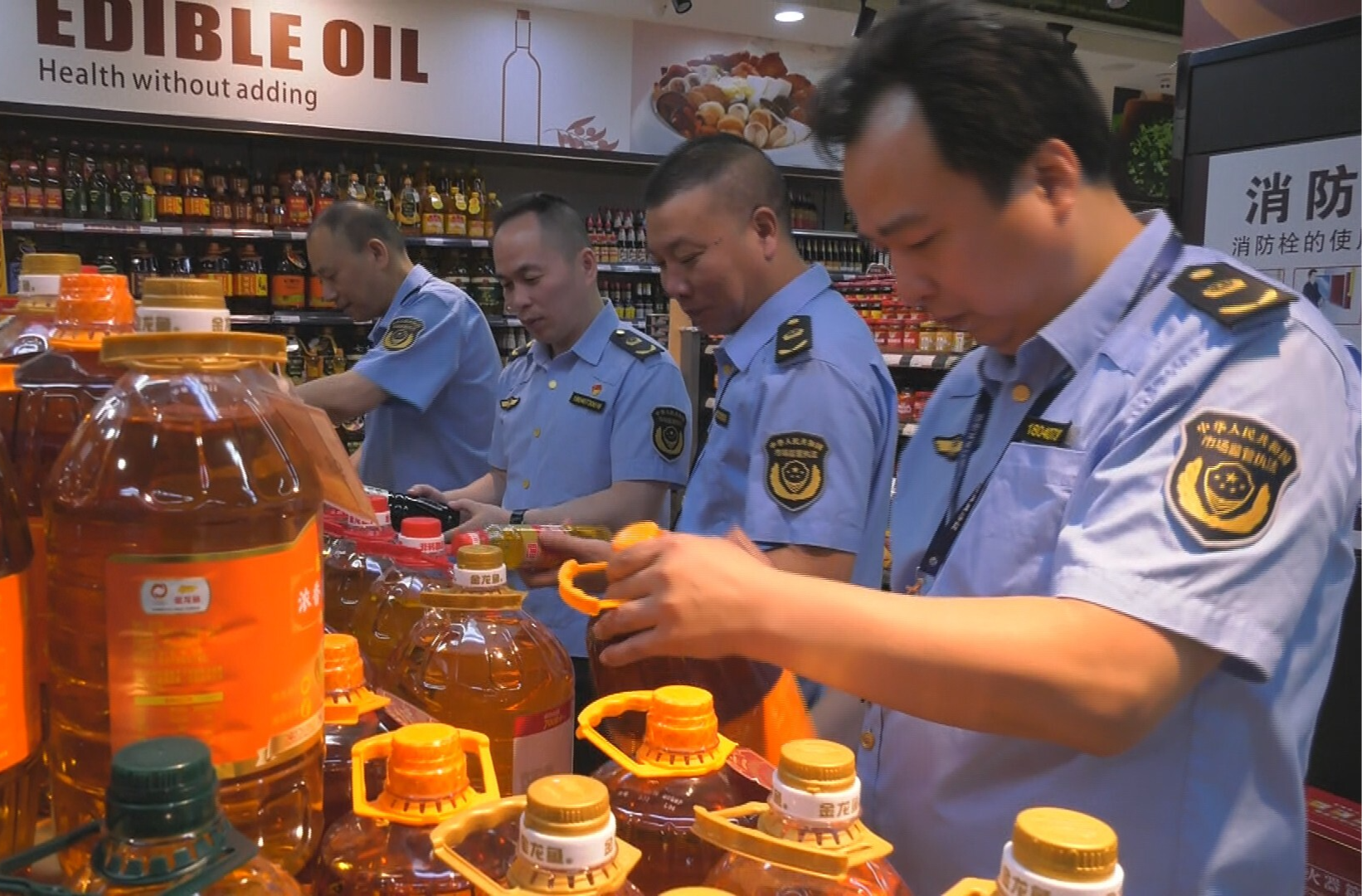 县市场监督管理局：节前严查保“食安”  护航端午“粽”香浓