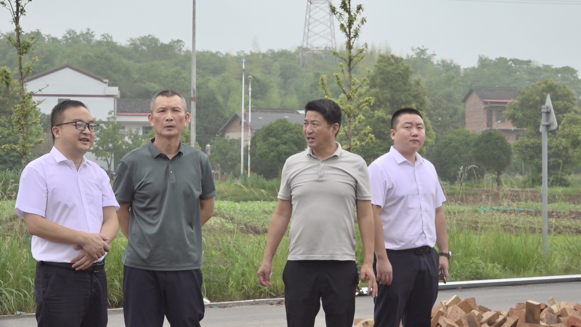 為民服務(wù)日｜欄垅鄉(xiāng)：人大代表勤履職，把民生實事辦到群眾心坎上