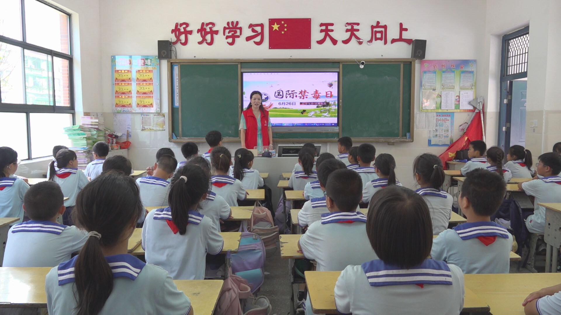 全民禁毒宣傳月｜明翰社區(qū)：禁毒知識(shí)進(jìn)校園，筑牢青少年禁毒防線