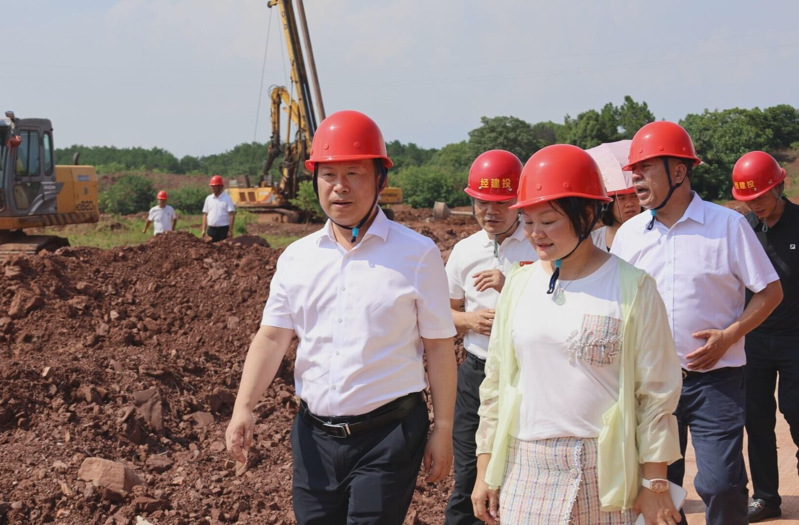 孫浩調(diào)研衡陽(yáng)縣高新智慧物流園項(xiàng)目建設(shè)