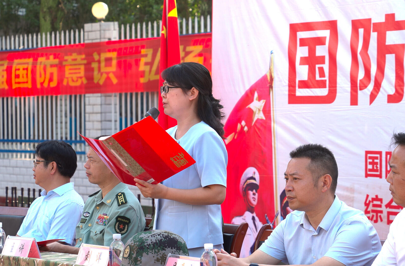 國(guó)防教育進(jìn)校園 上好“開學(xué)第一課”