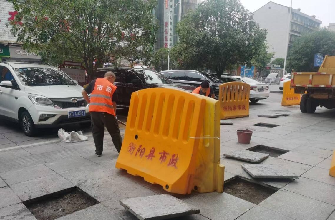 县城管执法局：节前集中“补”短板，佳节出行“暖”相伴