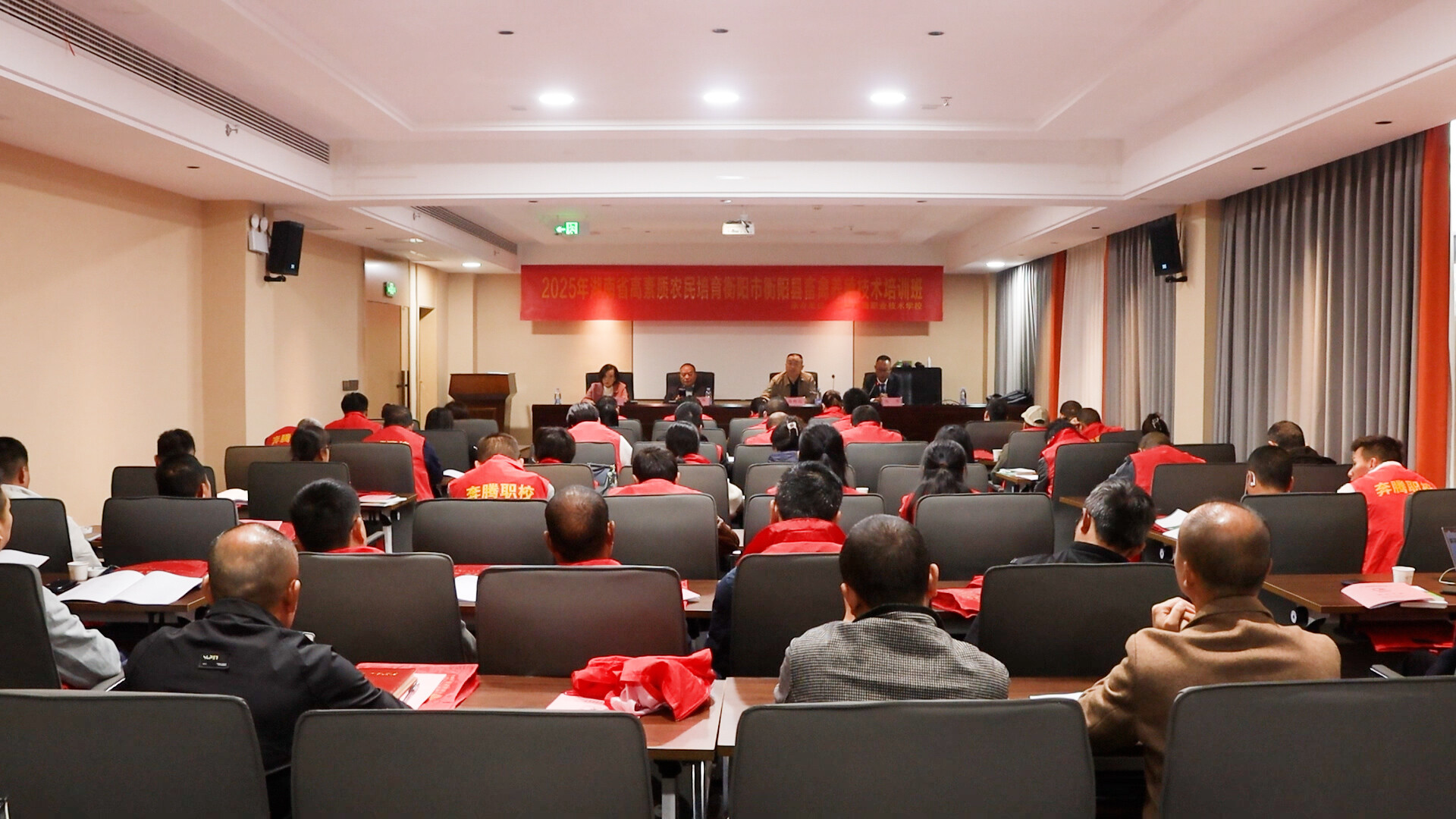 我县强化高素质农民培育 助力农业高质量发展