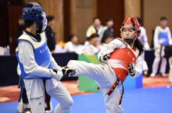 体教融合结硕果：衡阳县英南学校跆拳道队在省赛中斩获冠军