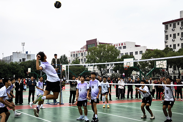 “排”面拉满，炫亮眼“球”！衡阳县中小学生排球赛收官