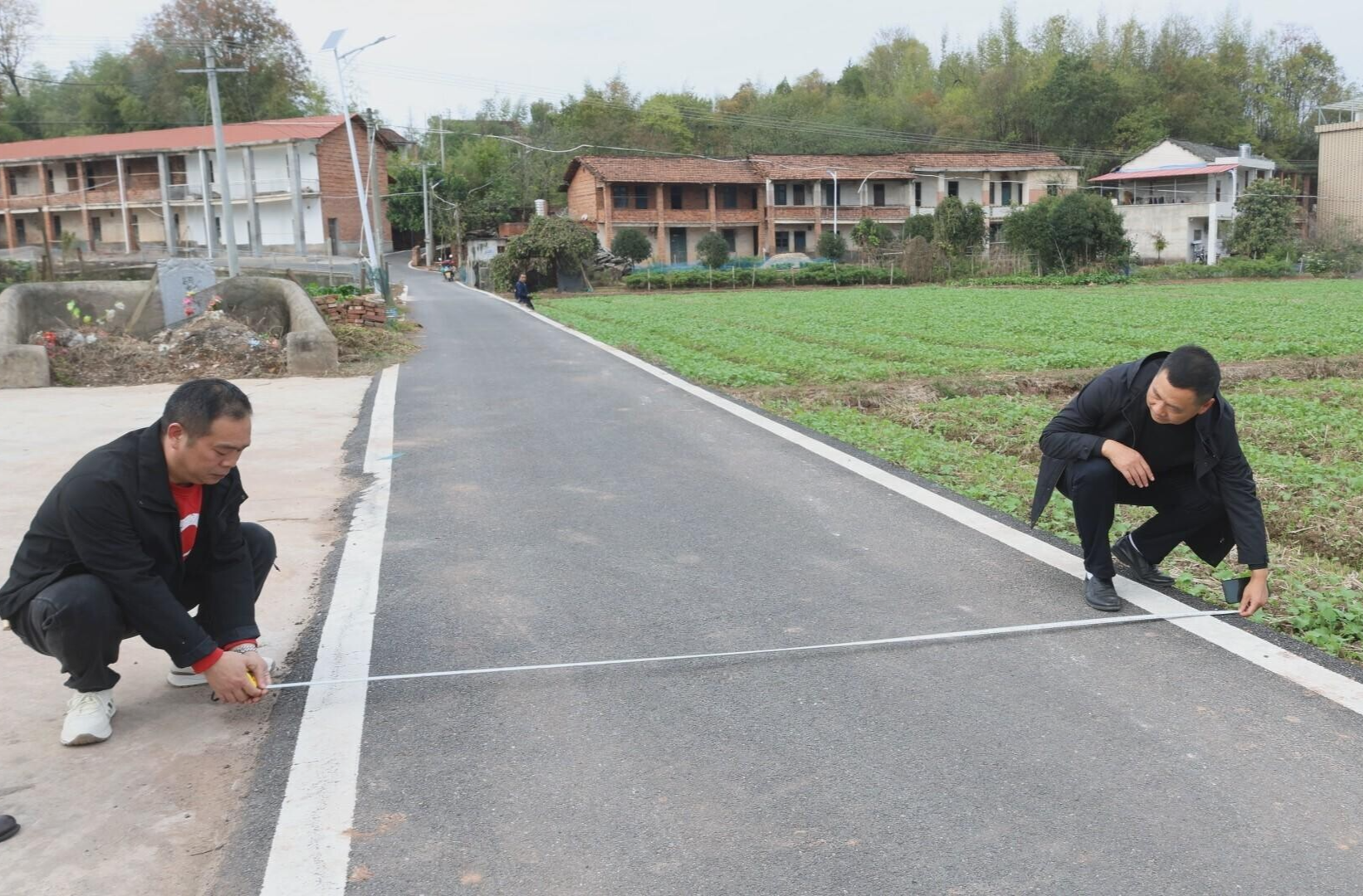 县财政局：开展财政重点绩效评价 确保财政资金精准发力