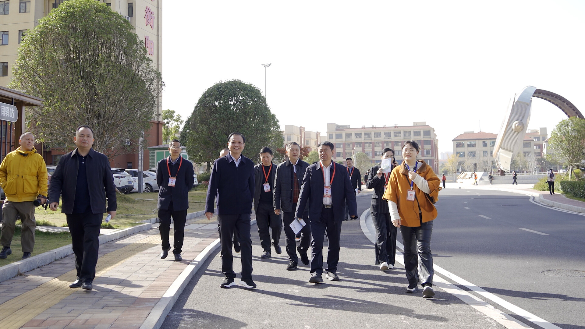 在衡三级人大代表深入船山时间谷 视察钟表产业高质量发展新成果