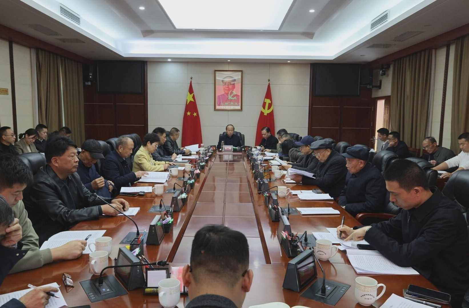 孙浩主持召开县委“十五五”规划《建议》征求意见座谈会 | 科学谋划“十五五”规划 为建设县域经济强县奠定基础