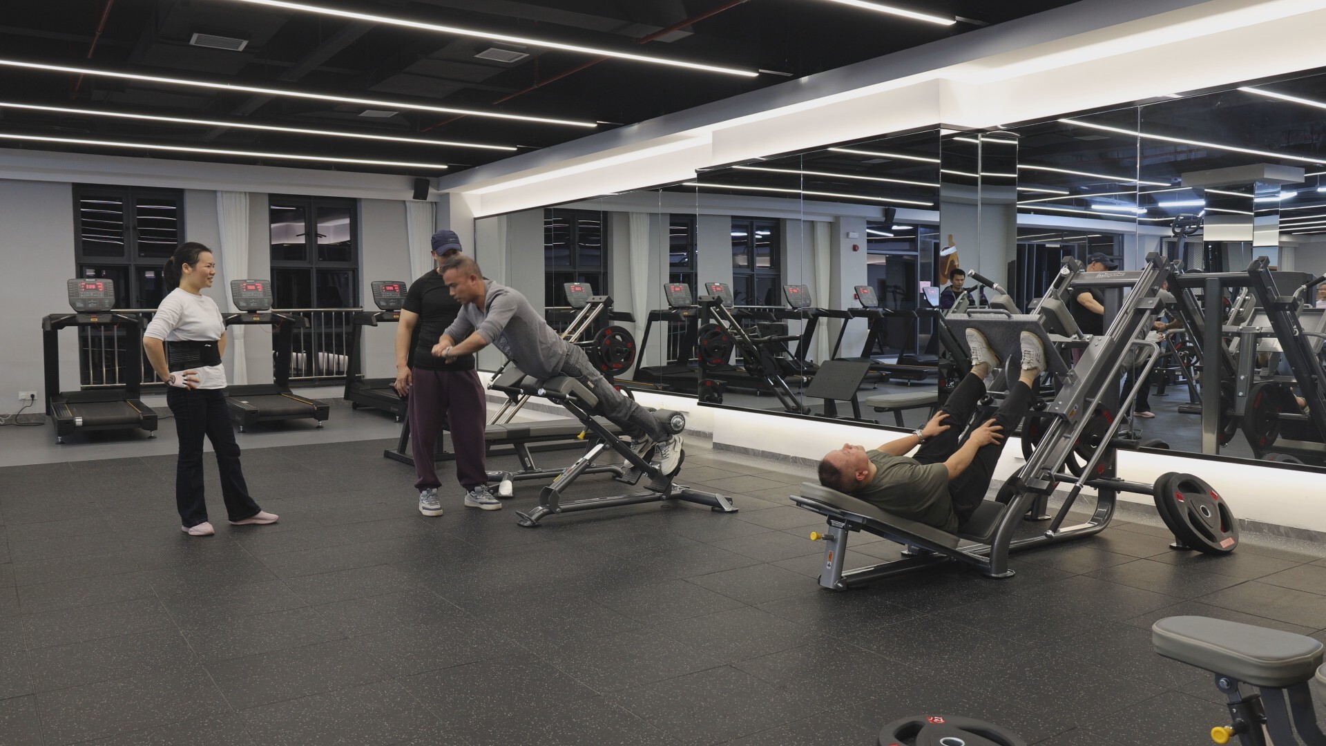 县总工会：让工人文化宫成为职工的“学校和乐园”