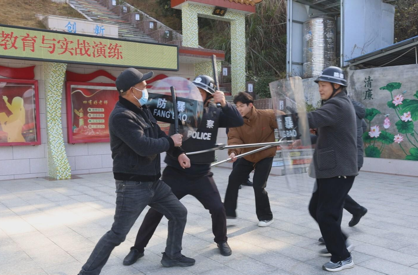 中国人民警察节 | 警校联动 共迎人民警察节