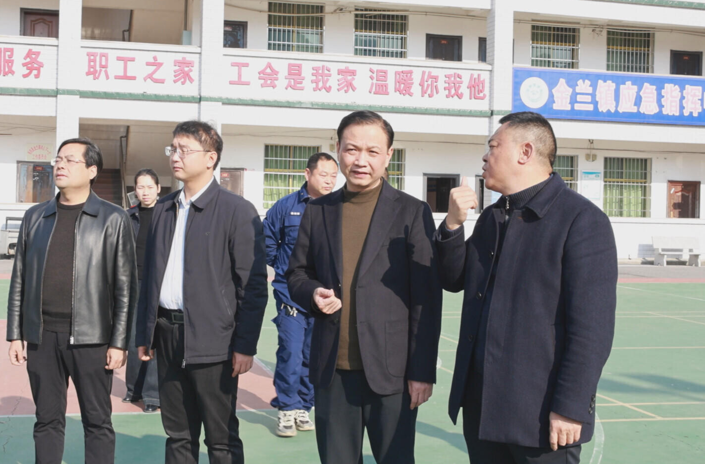 杨峰赴金兰镇督导重点工作 统筹抓好民生与安全 以务实举措推动高质量发展