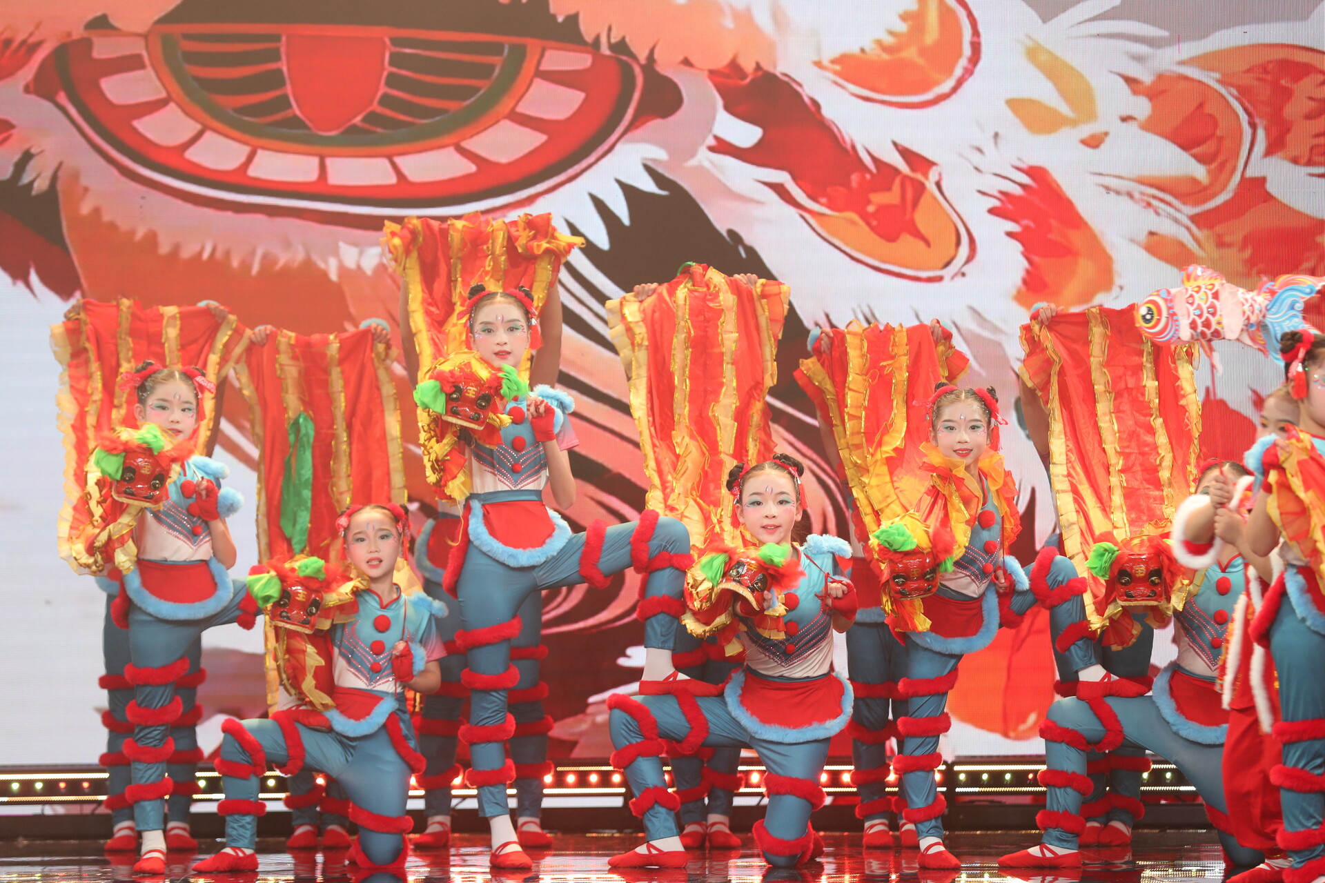 我县非遗“手狮舞”跃上湖南经视少儿春晚舞台 古老技艺在童心绽放中焕发新生