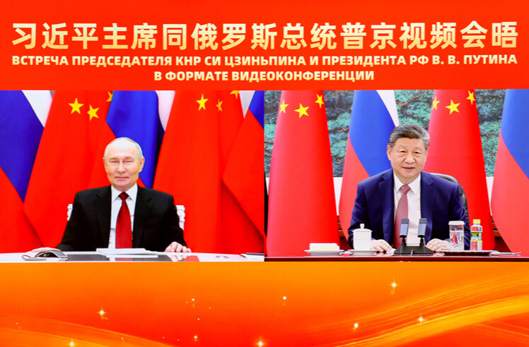 习近平：中俄两国要把握历史契机 确保中俄关系继续沿着正确轨道不断发展