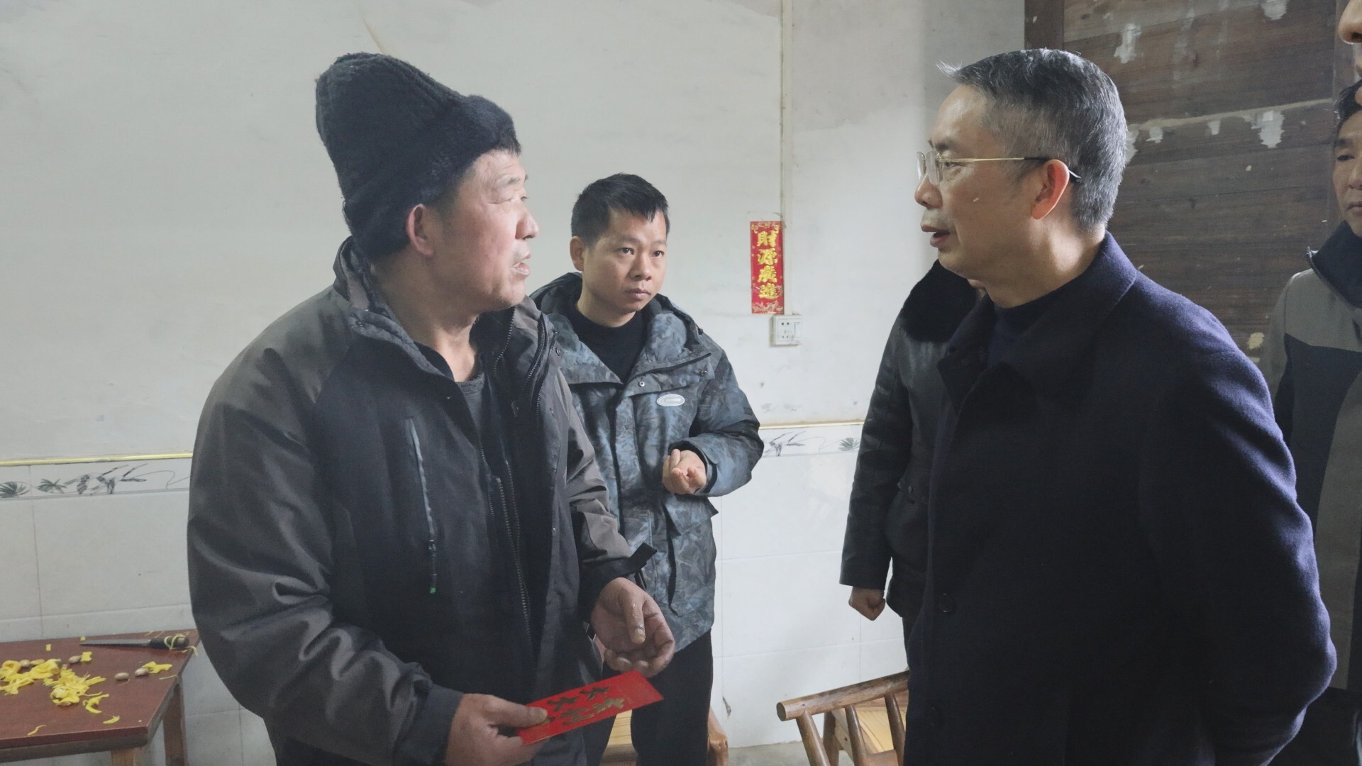 廖双九走访慰问退役老兵 老党员和困难群众