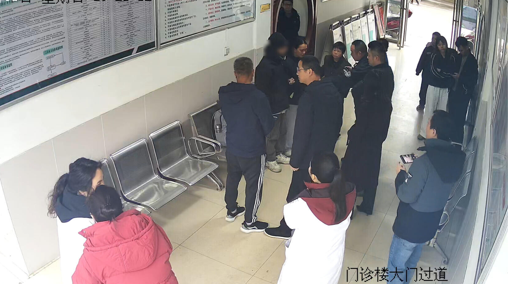 石市镇卫生院：暖心守护 为离家青年点亮归途