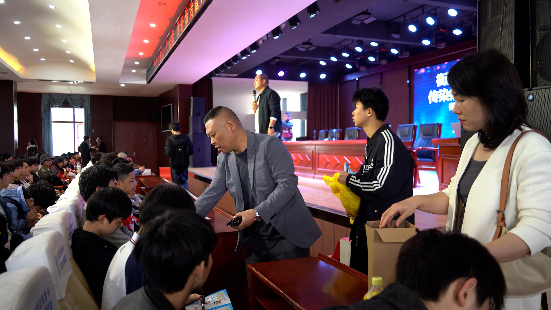 县疾病预防控制中心：健康知识进校园 护航青春共成长