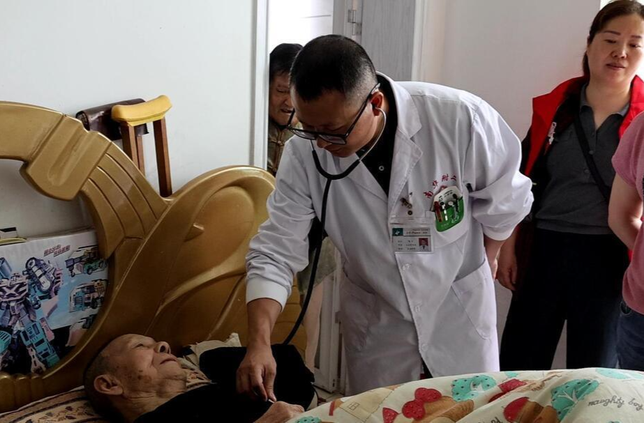 世界家庭医生日 | 衡阳县：专家下沉到家门口 家庭医生守护群众健康