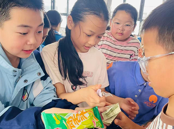 “第二桶金”干什么？衡阳县西渡镇中心小学销售实践活动侧记
