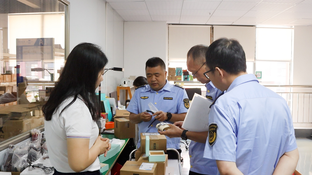 五大行动启新程·营商环境提优｜县市监局：入园精准帮扶 赋能企业强基提质