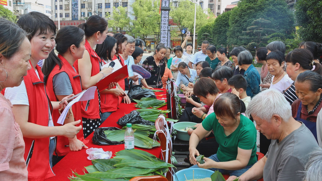 我的节日·端午｜明翰社区：浓情端午品民俗 走访慰问传温情