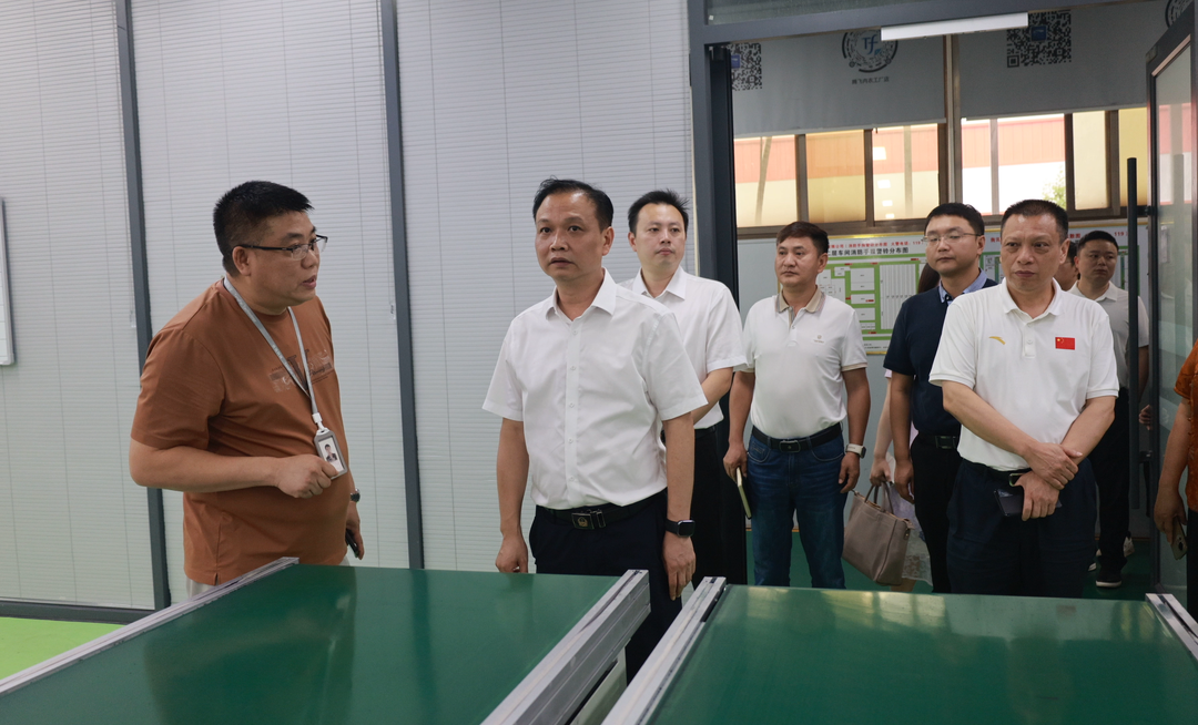 杨峰走访调研重点企业 上门问需纾困解难 精准施策赋能工业提质