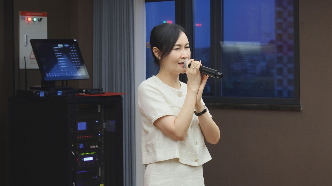 县总工会：公益培训结硕果 职工登台展风采