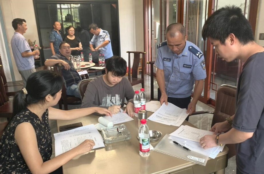 衡阳县各乡镇基层武装部严把征兵政审关 遴选优质好兵员